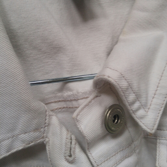 Jacket - Picture 4 of 9